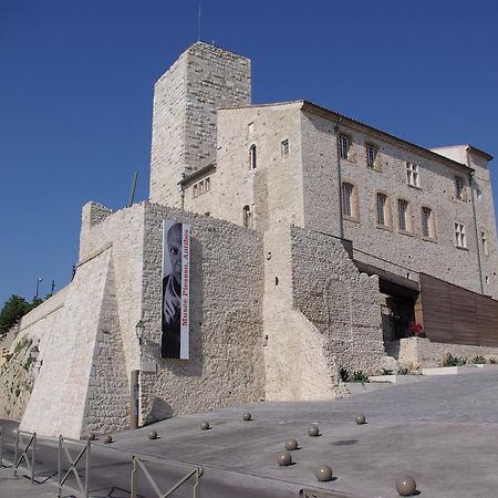 Maisonnette Medievale By Icasamia Apartman Antibes Szoba fotó