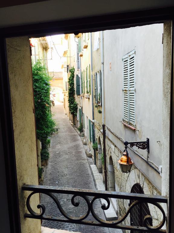 Maisonnette Medievale By Icasamia Apartman Antibes Szoba fotó